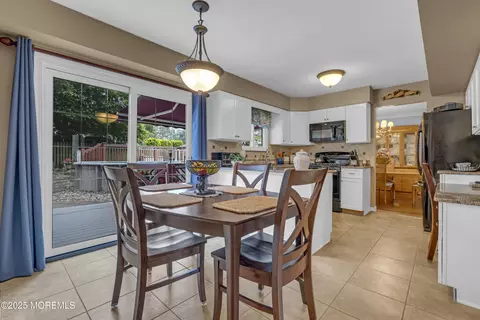 32 Kiwi Loop, Howell, NJ 07731 photo 14
