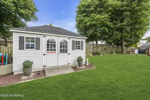 32 Kiwi Loop, Howell, NJ 07731 photo 31