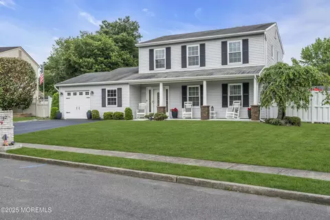 32 Kiwi Loop, Howell, NJ 07731 photo 2
