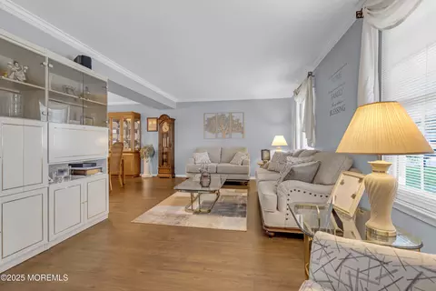 32 Kiwi Loop, Howell, NJ 07731 photo 5