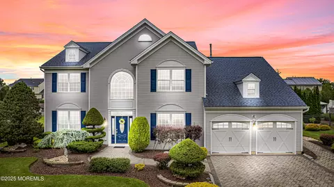 87 Yale Dr, Freehold, NJ 07728