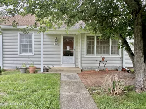 86 Jamestown Rd #C, Freehold, NJ 07728