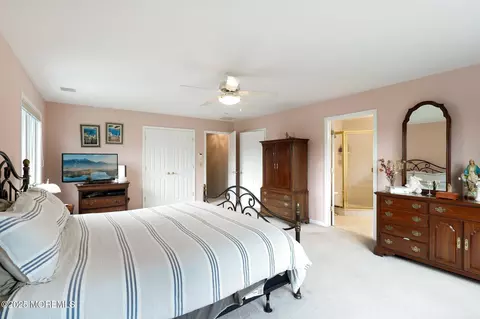 6 Kipp Ct, Wayne, NJ 07470 photo 4