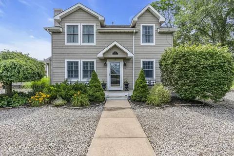 837 Beaver Dam Rd, Point Pleasant, NJ 08742