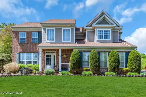41 Hampshire Blvd, Jackson, NJ 08527