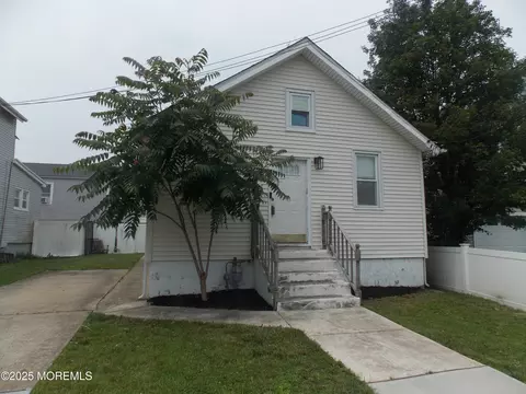134 Lippincott Ave, Long Branch, NJ 07740