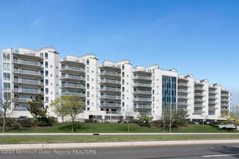 432 Ocean Blvd N #405, Long Branch, NJ 07740