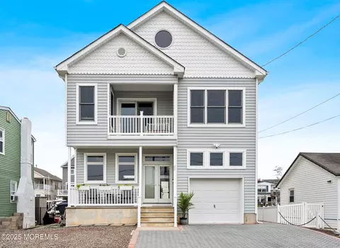 85 Channel Dr, Brick, NJ 08723