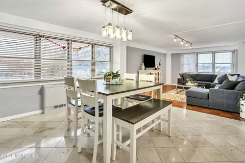 28 Riverside Ave #1H, Red Bank, NJ 07701