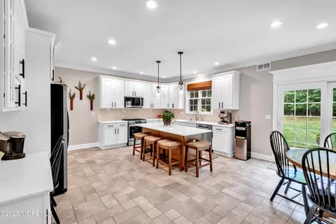 Kitchen - 15 Conor Rd, Jackson, NJ 08527 photo 1 of 11