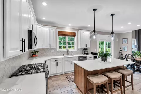 Kitchen - 15 Conor Rd, Jackson, NJ 08527 photo 5 of 11