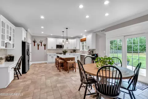 Kitchen - 15 Conor Rd, Jackson, NJ 08527 photo 10 of 11