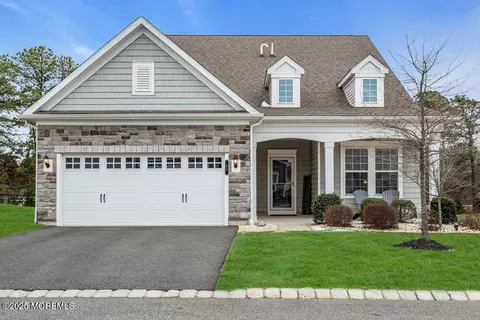 20 Addlestone Ln, Manchester, NJ 08759