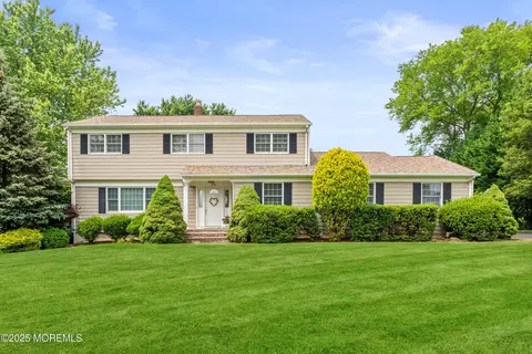 24 Sugar Maple Dr, Red Bank, NJ 07701