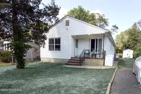 19 E 4th St, Howell, NJ 07731 photo 1