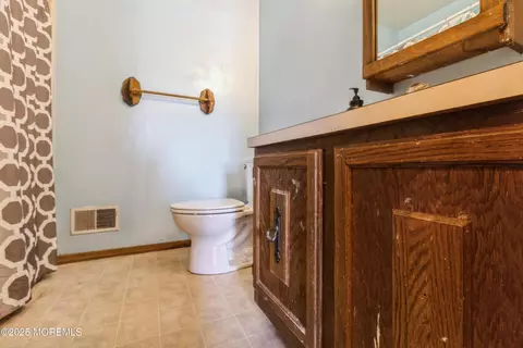 Bath - 214 Conifer Dr, Forked River, NJ 08731 photo 1 of 2