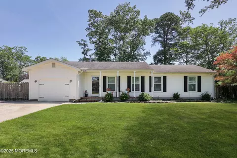 1618 Whitcomb Rd, Forked River, NJ 08731