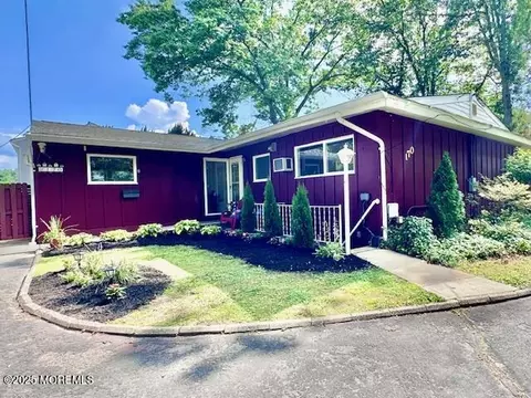 170 Burlington Ave, Spotswood, NJ 08884