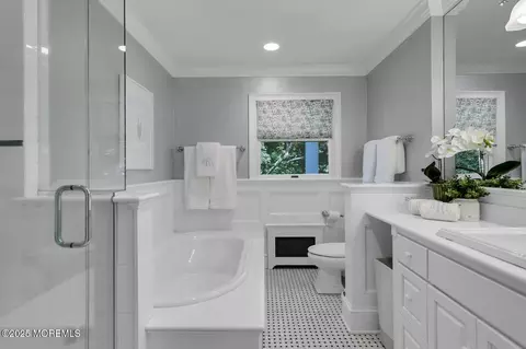 1 Van Cir, Rumson, NJ 07760 photo 15