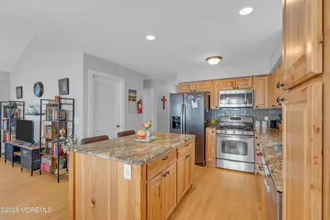 Kitchen - 1506 Beverly Rd, Forked River, NJ 08731 photo 2 of 5