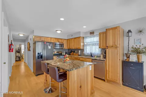 Kitchen - 1506 Beverly Rd, Forked River, NJ 08731 photo 3 of 5