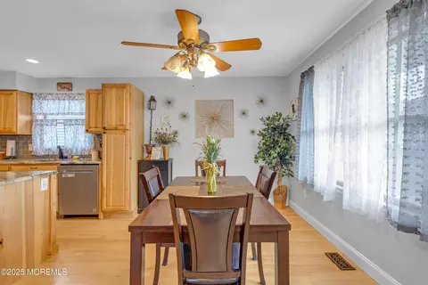 Dining - 1506 Beverly Rd, Forked River, NJ 08731 photo 2 of 3