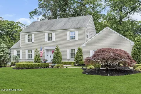 32 Blackbriar Dr, Colts Neck, NJ 07722