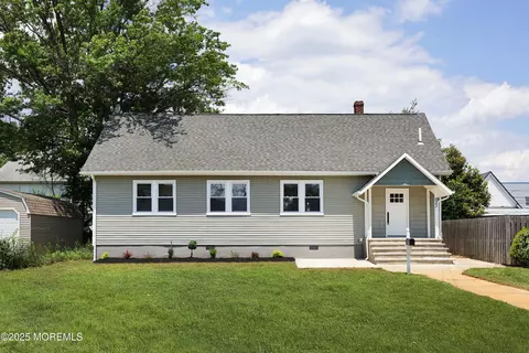 623 Central Ave, Union Beach, NJ 07735
