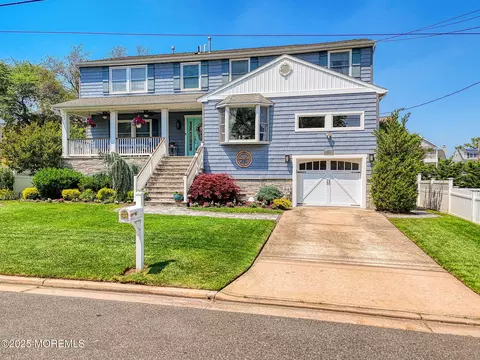 111 Hillcrest Ave, Neptune City, NJ 07753