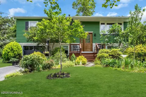 1114 Dell St, Toms River, NJ 08755