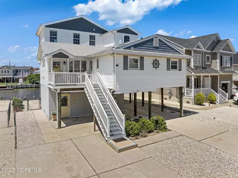 118 S Binnacle Dr, Little Egg Harbor, NJ 08087
