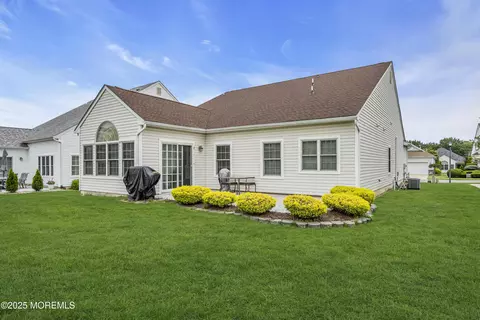 Exterior - 42 Eagleswood Dr, Waretown, NJ 08758 photo 4 of 6