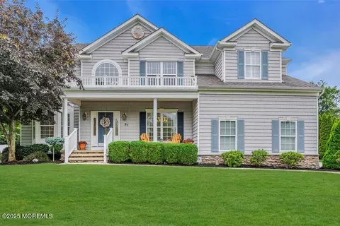 31 Ernest Dr, Lanoka Harbor, NJ 08734