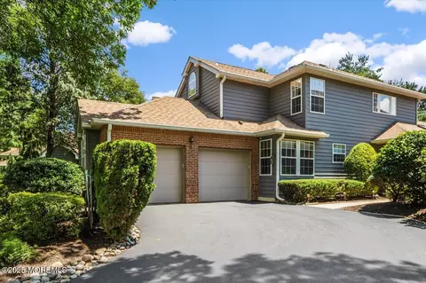 95 Fairway Blvd, Monroe, NJ 08831