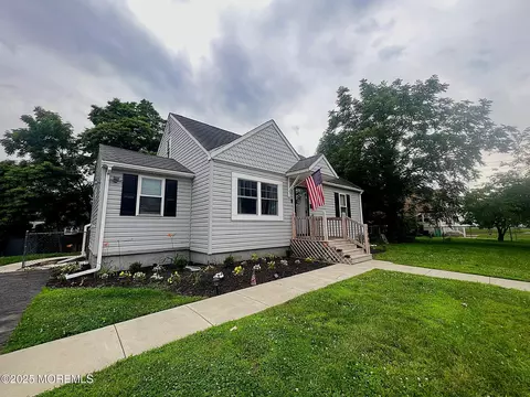 Exterior - 308 5th Ave, Glendora, NJ 08029 photo 3 of 7
