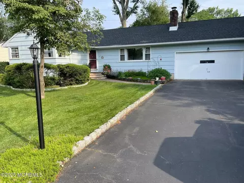286 Franklin Rd, North Brunswick, NJ 08902