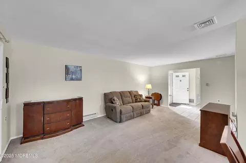 7 Robinson Rd, Brick, NJ 08724 photo 9