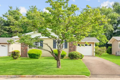 7 Robinson Rd, Brick, NJ 08724 photo 14