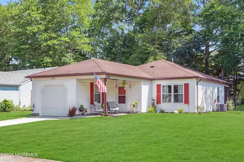 312 Lexington Dr, Little Egg Harbor, NJ 08087