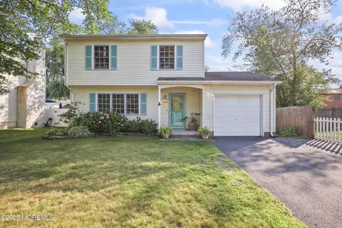 204 Theodore Ct, Brick, NJ 08724