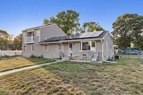 302 Kadlubeck Way, Little Egg Harbor, NJ 08087