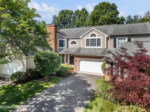 34 Peach Tree Ln, Little Silver, NJ 07739