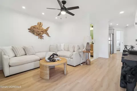 401 Broadway #21A, Barnegat Light, NJ 08006