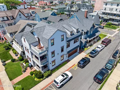 17 Atlantic Ave, Ocean Grove, NJ 07756