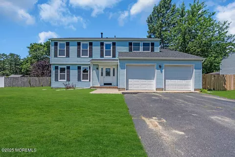 240 Bunnell Ave, Bayville, NJ 08721