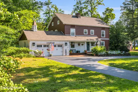 263 Cooper Rd, Red Bank, NJ 07701
