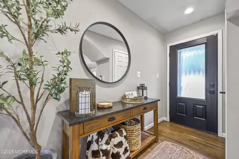 91 Newbury Rd, Howell, NJ 07731
