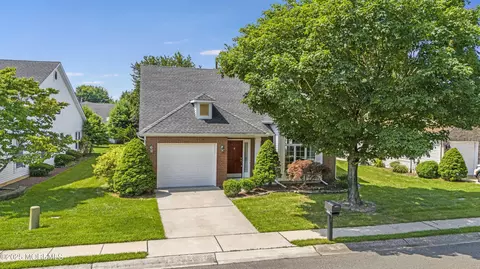 1665 Goldspire Rd, Toms River, NJ 08755
