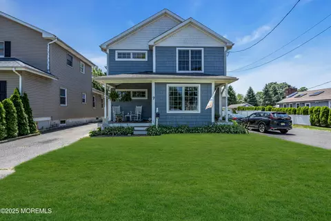 7 Thompson St, West Long Branch, NJ 07764
