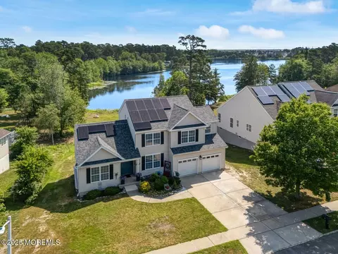 27 Waters Edge Dr, Little Egg Harbor, NJ 08087